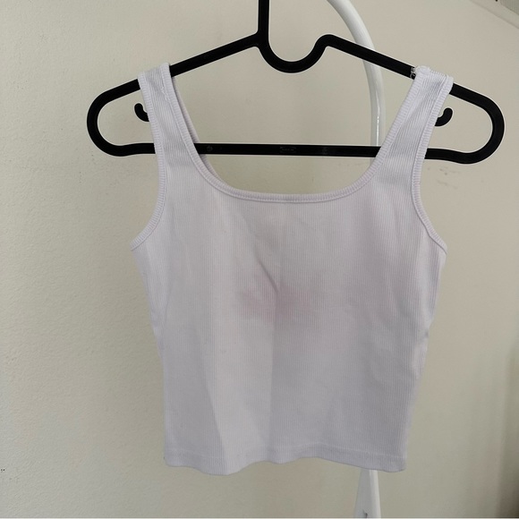 Butterfly Embroidered Tank - Picture 3 of 3